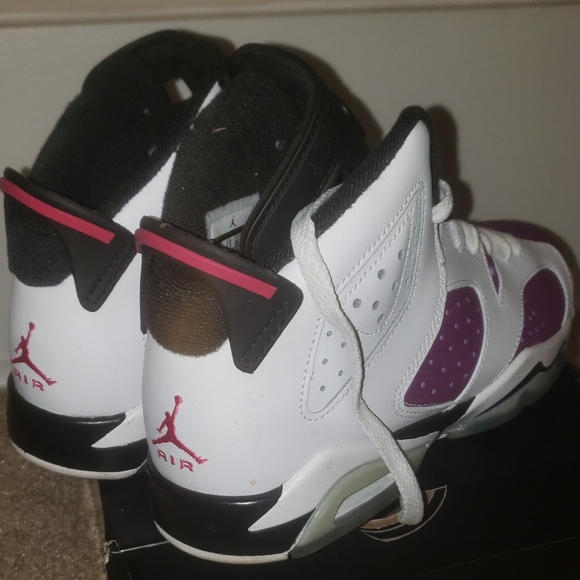 jordan 6 vivid pink